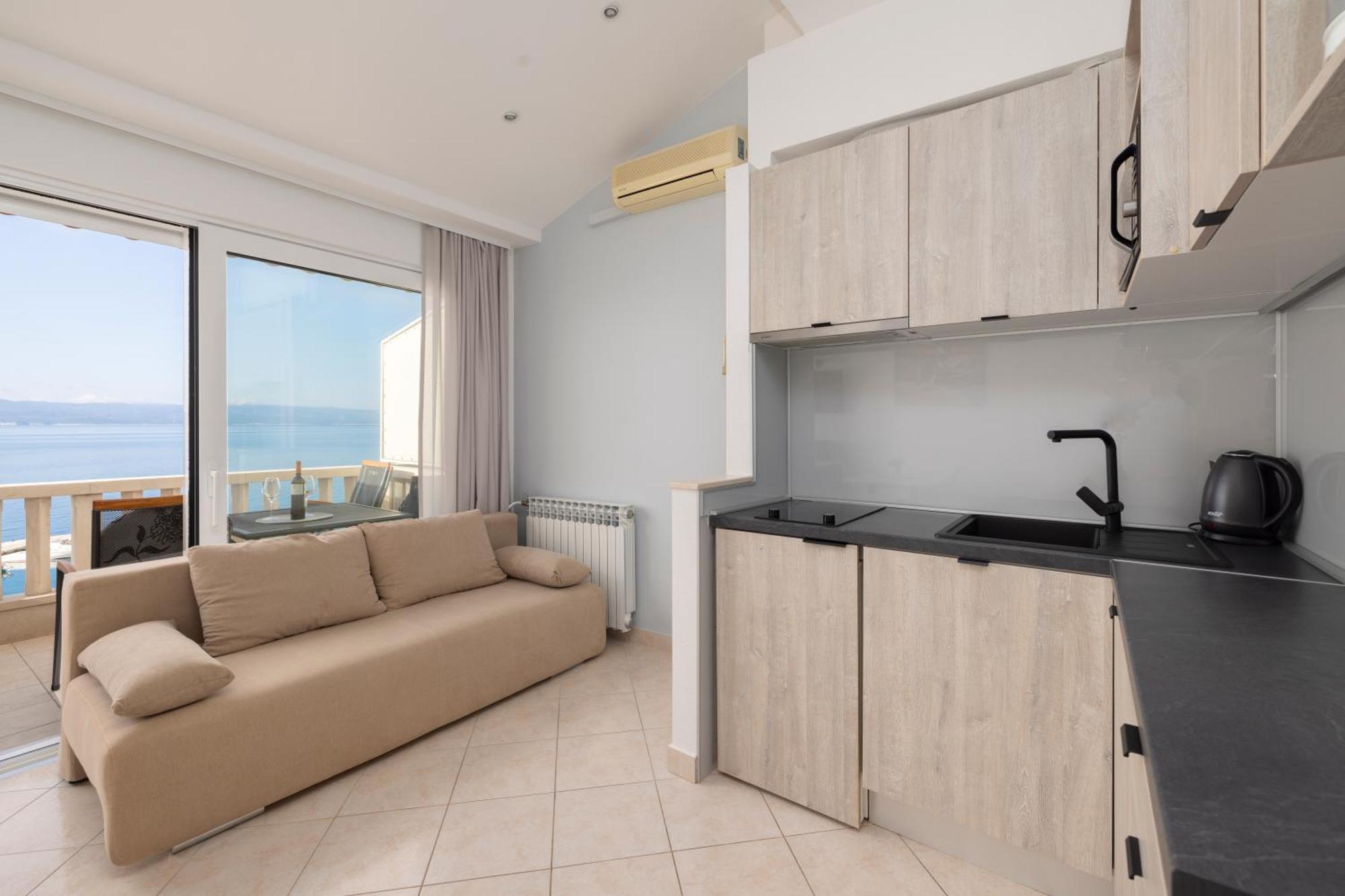Apartmans Lale Brela Exterior photo
